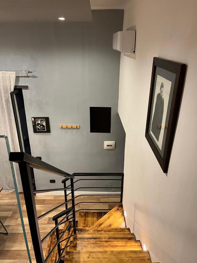 Apartamento Dreaming Castel Sant'Elmo Nápoles Exterior foto